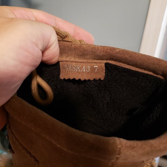 Well Loved Softmoc Niska3 7 Suede Rabbit Fur Indigenous Native Beadwork - Used - Picture 3 of 10